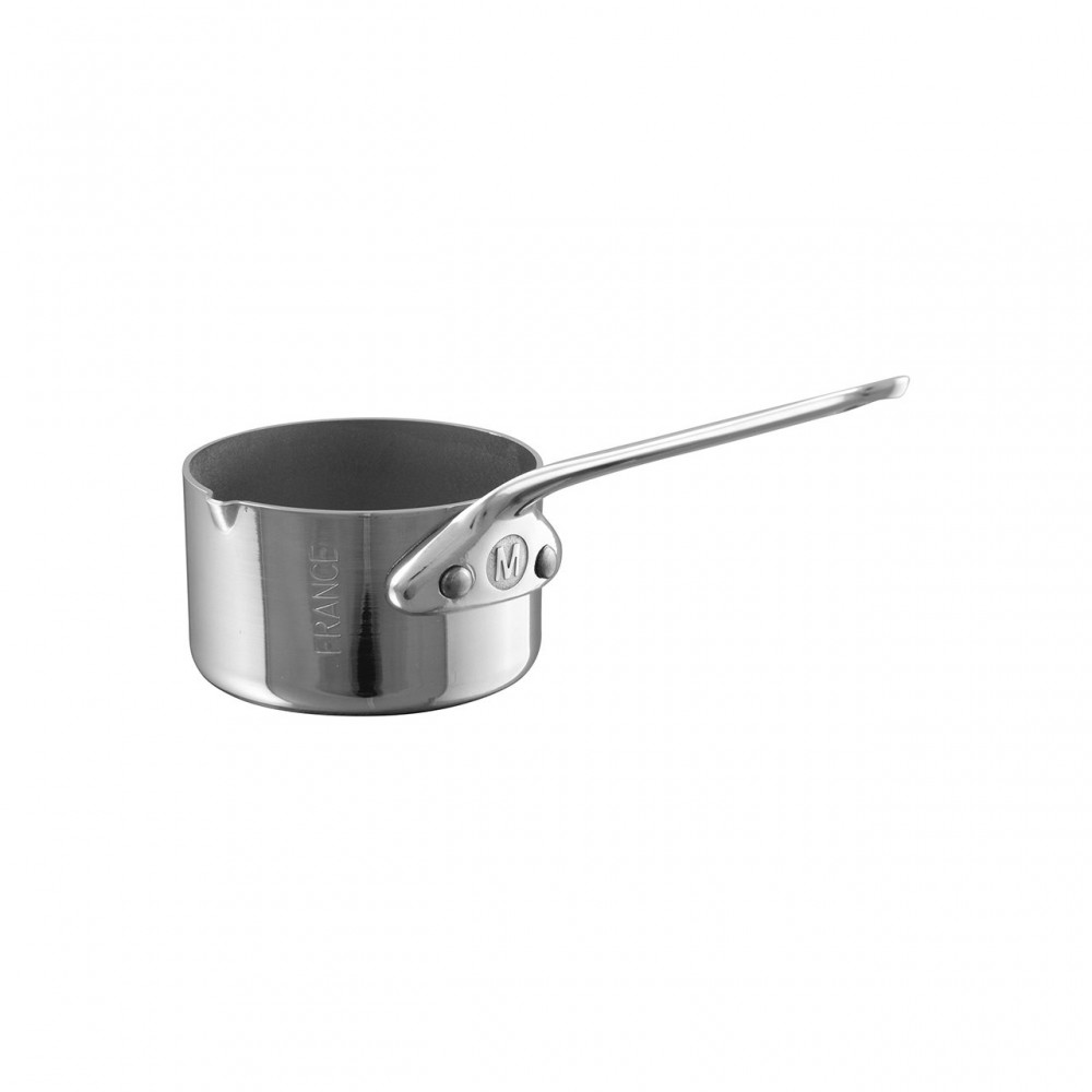 Kleine Stielkasserolle aus Edelstahl mit Ausguss und langem Griff, ideal für Saucen oder Portionsgerichte