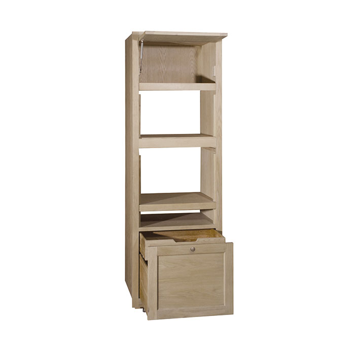 Hochschrank aus hellem Holz mit mehreren offenen Regalfächern und einem ausziehbaren Schubfach mit Tür, freistehend