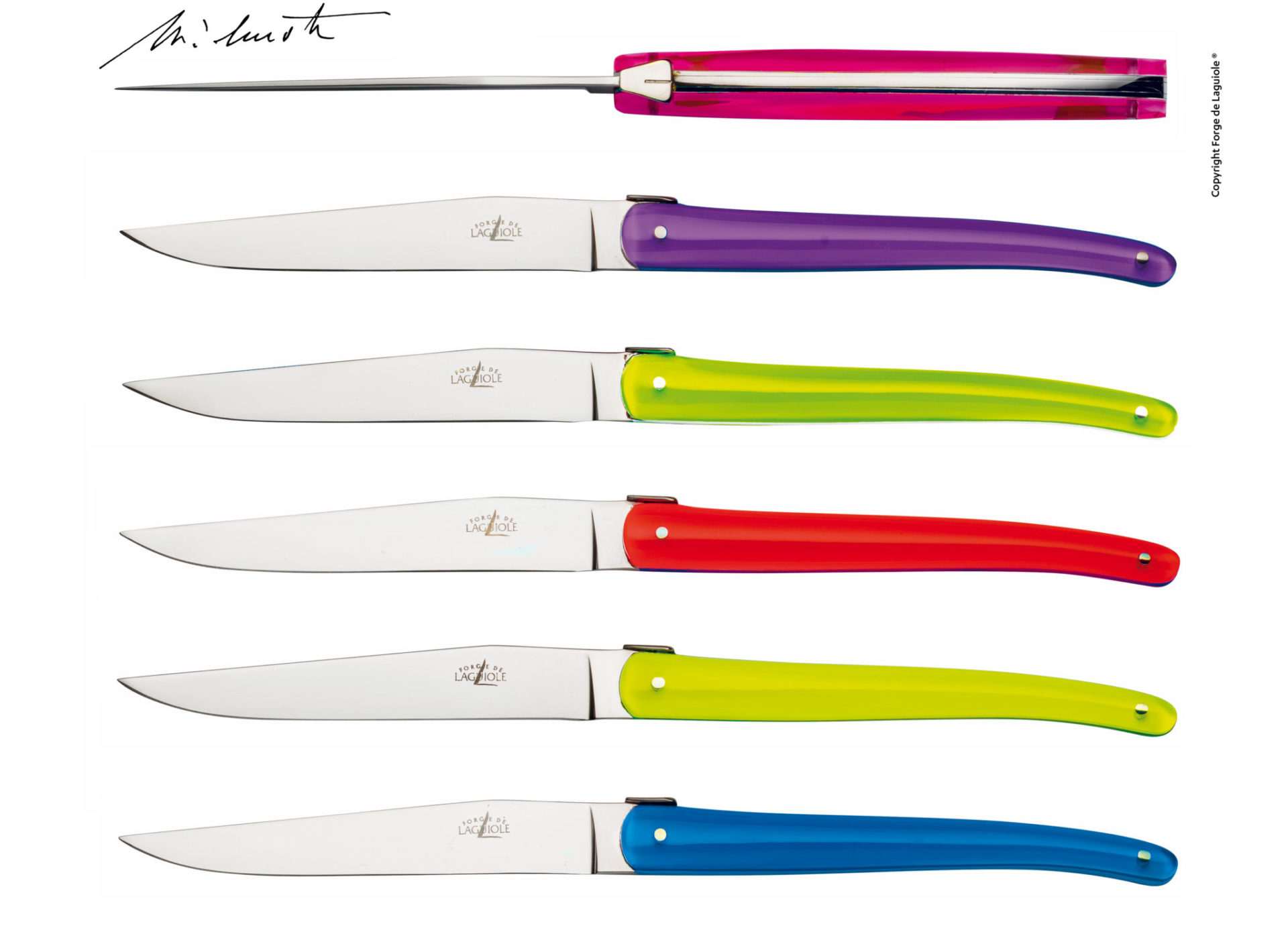 Fünf Steakmesser der Marke Forge de Laguiole mit Griffen in Pink, Lila, Grün, Rot und Blau nebeneinander angeordnet