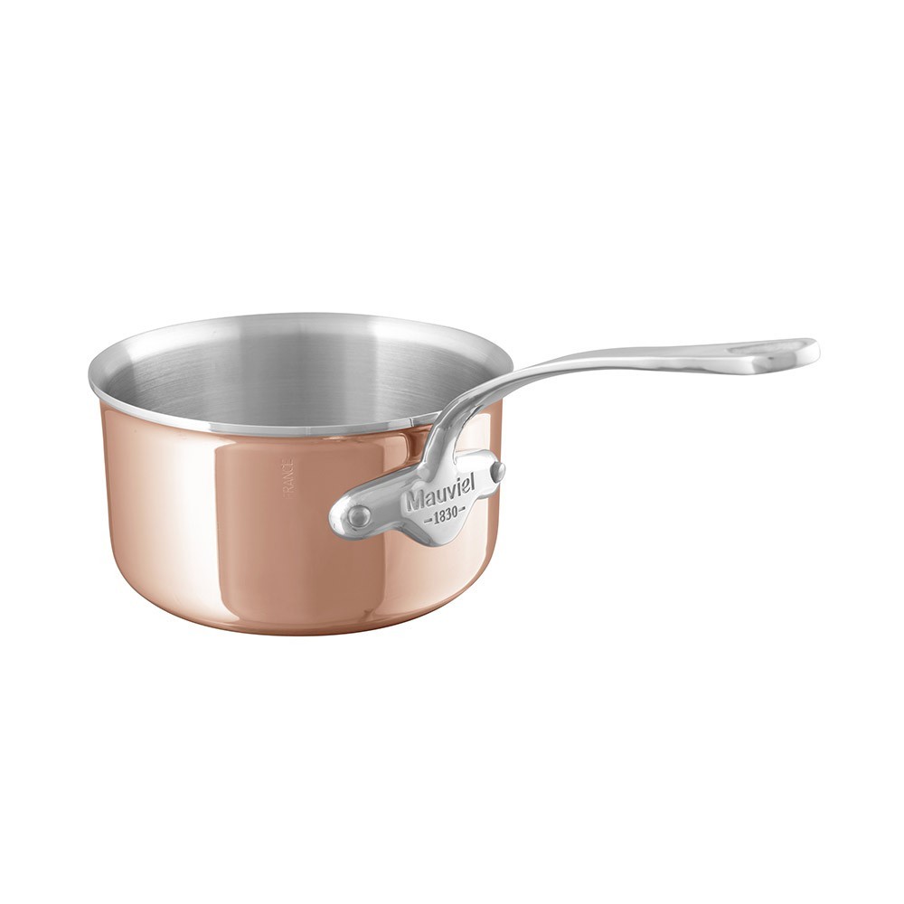 Kupfer-Stielkasserolle von Mauviel mit silbernem Griff, ideal zum Kochen und Zubereiten von Saucen