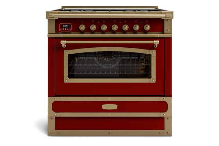 Eleganter Standherd in Rot mit goldfarbenen Bedienelementen und großem Backofen im Vintage-Stil