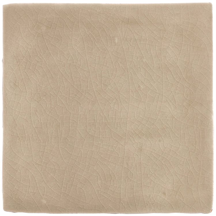 Beige Keramikfliese mit Craquelé-Oberfläche