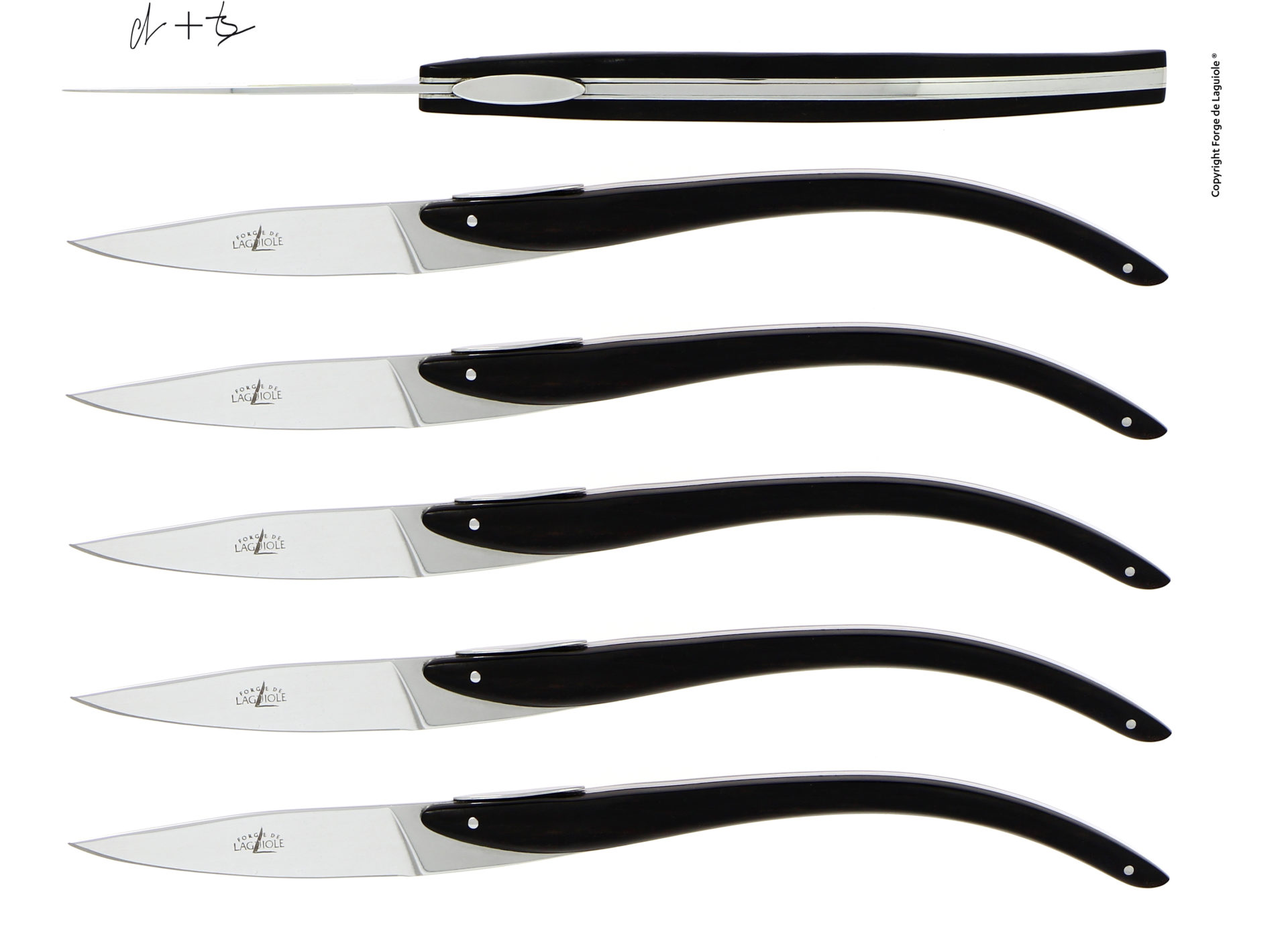 Sechs Steakmesser von Forge de Laguiole mit eleganten schwarzen Griffen, nebeneinander angeordnet, Ansicht von der Seite und von oben