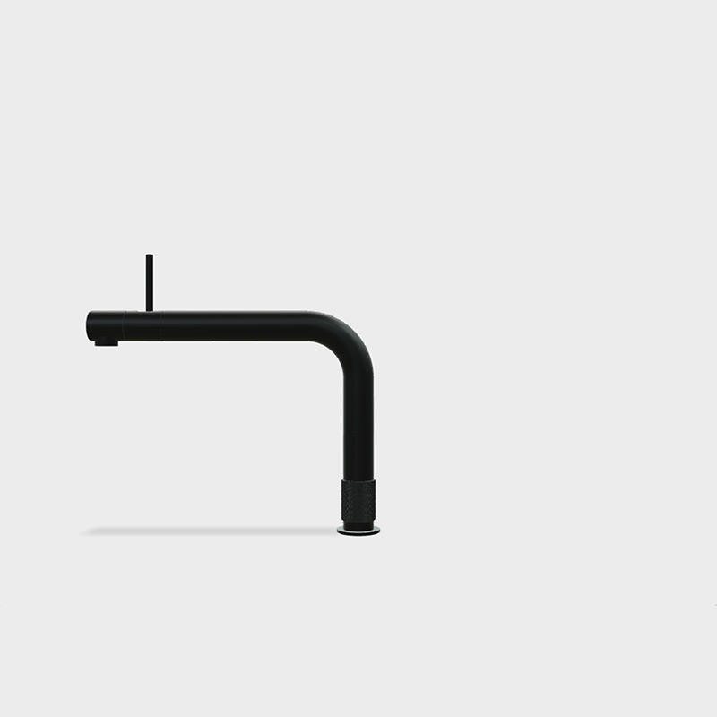 Schwarze, modern designte Küchenarmatur in L-Form vor weißem Hintergrund