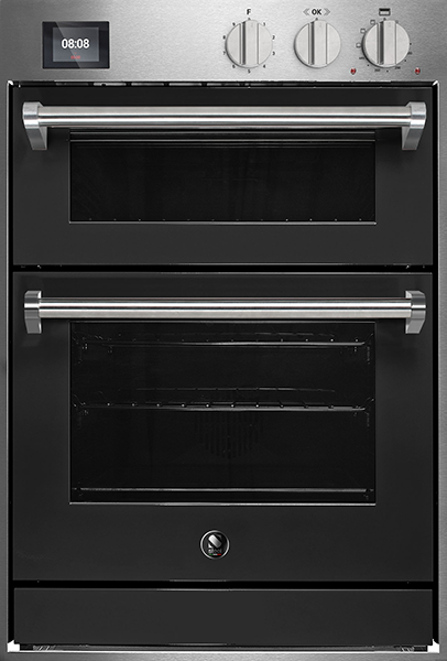 Ein Einbau-Backofen aus Edelstahl mit zwei Ofentüren, zwei Griffen, drei Drehknöpfen und einer digitalen Zeitanzeige