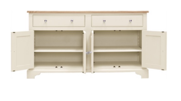 Beiges Sideboard aus Holz mit zwei Schubladen und zwei offenen Türen, innen zwei Einlegeböden, ideal für Wohnzimmer oder Esszimmer